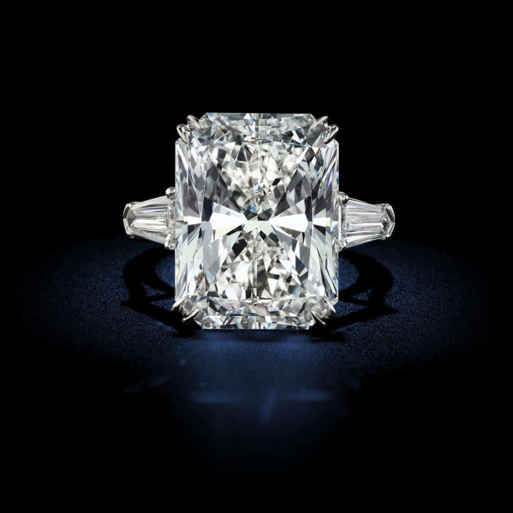 27.32ct-Radiant-Cut-E-VS1-Platinum-Diamond-Ring-GIA-Rosenberg-Diamonds.jpg